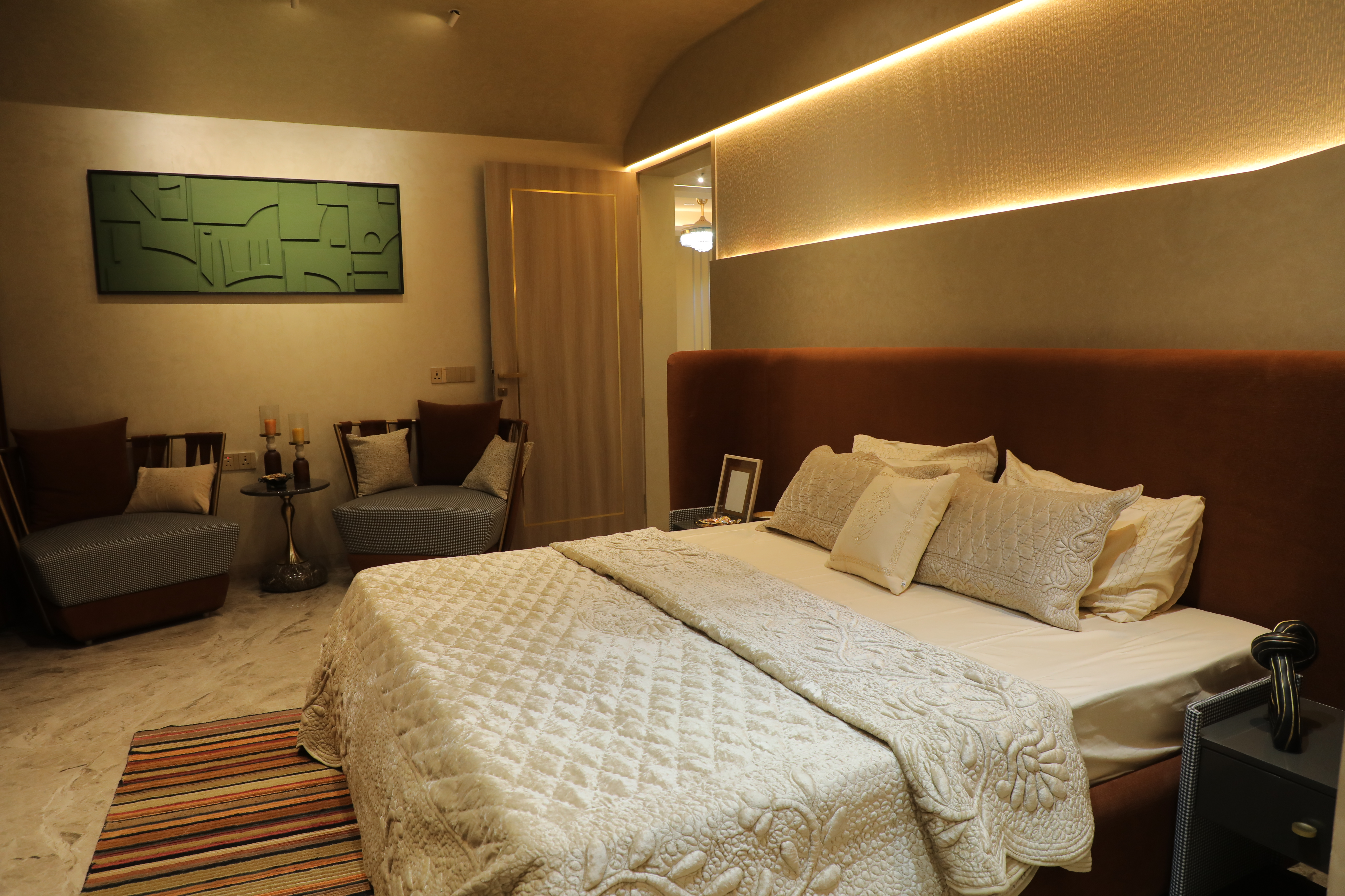 PRIVATE MASTER SUITE 2